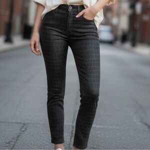 Frame Denim Le Sylvie Straight Croc Print Coated Noir SZ 27